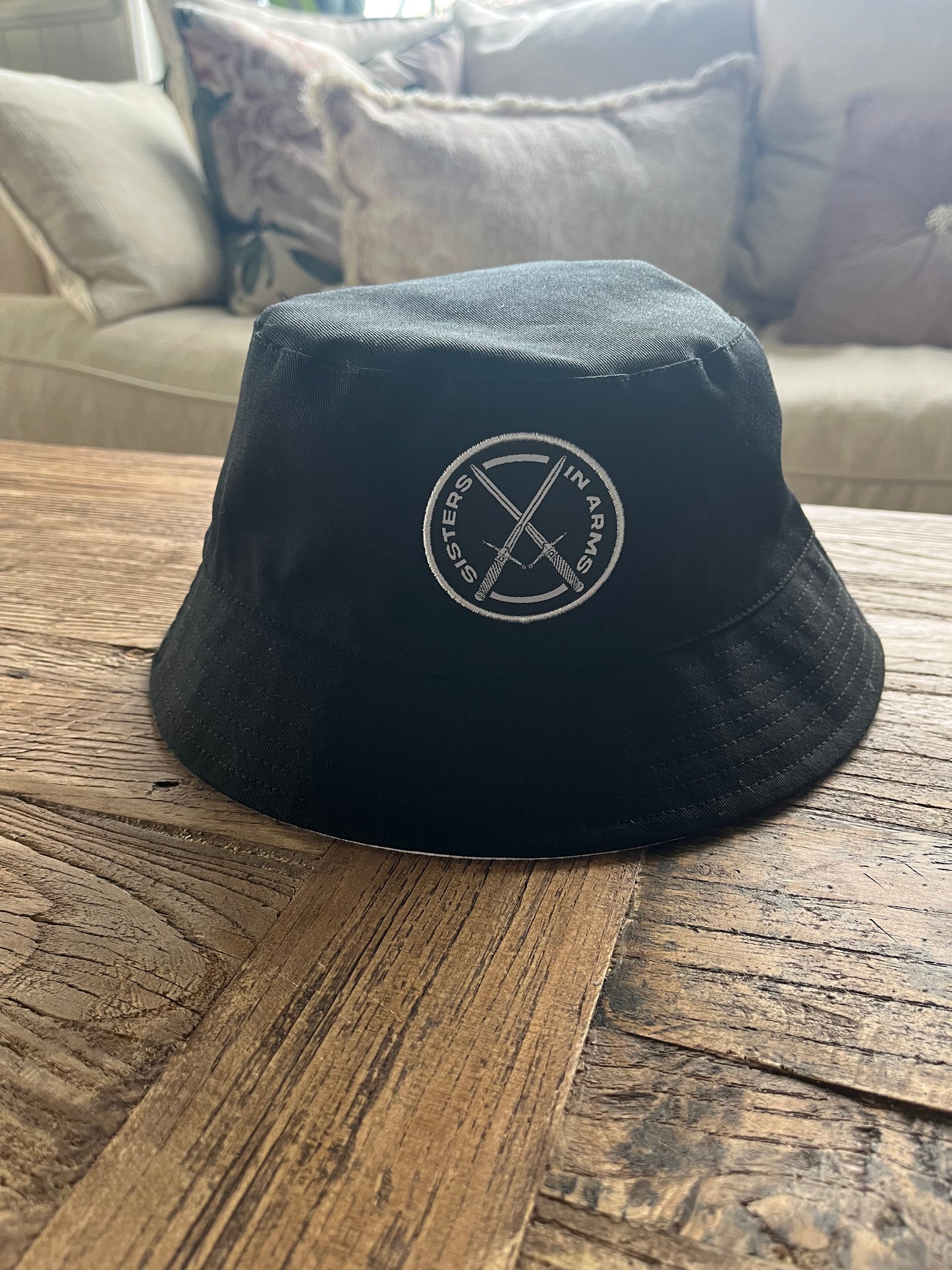 LCPL GIBSON REVERSIBLE BUCKET HAT